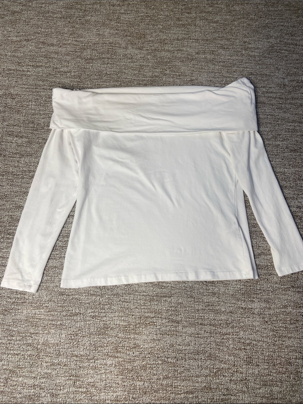 Abercrombie & Fitch White Off-Shoulder Long Sleeve Top